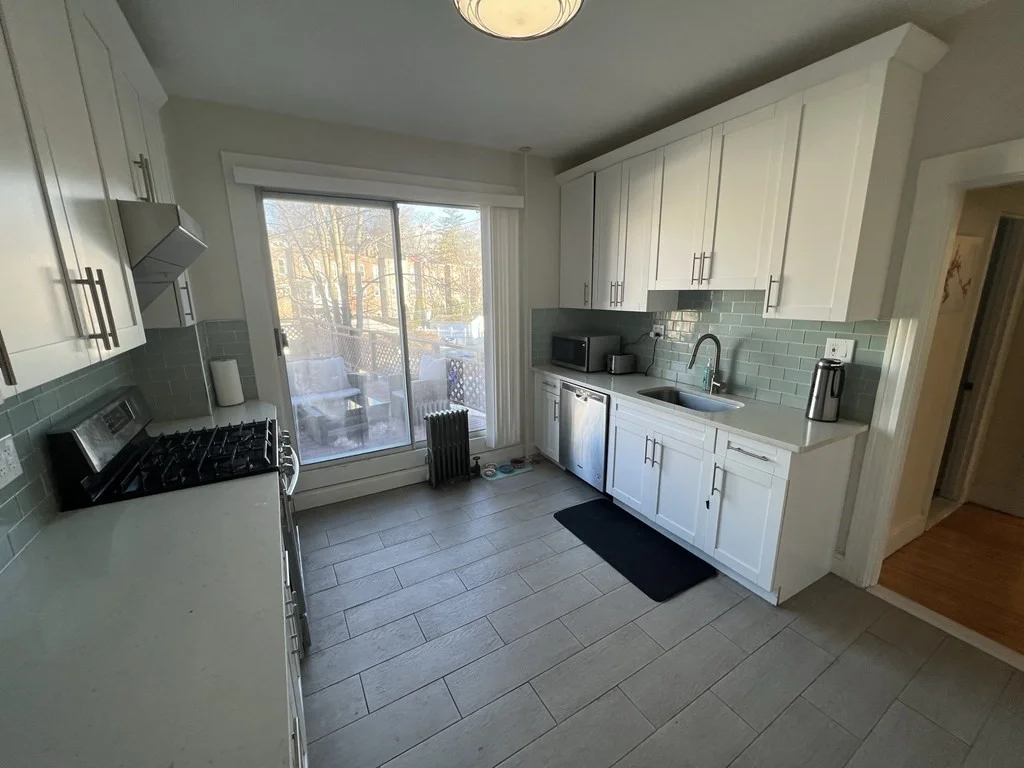 5 bed, 2 bath apartment for rent at 1 Wallingford Rd, Brighton — photo 2 of 12