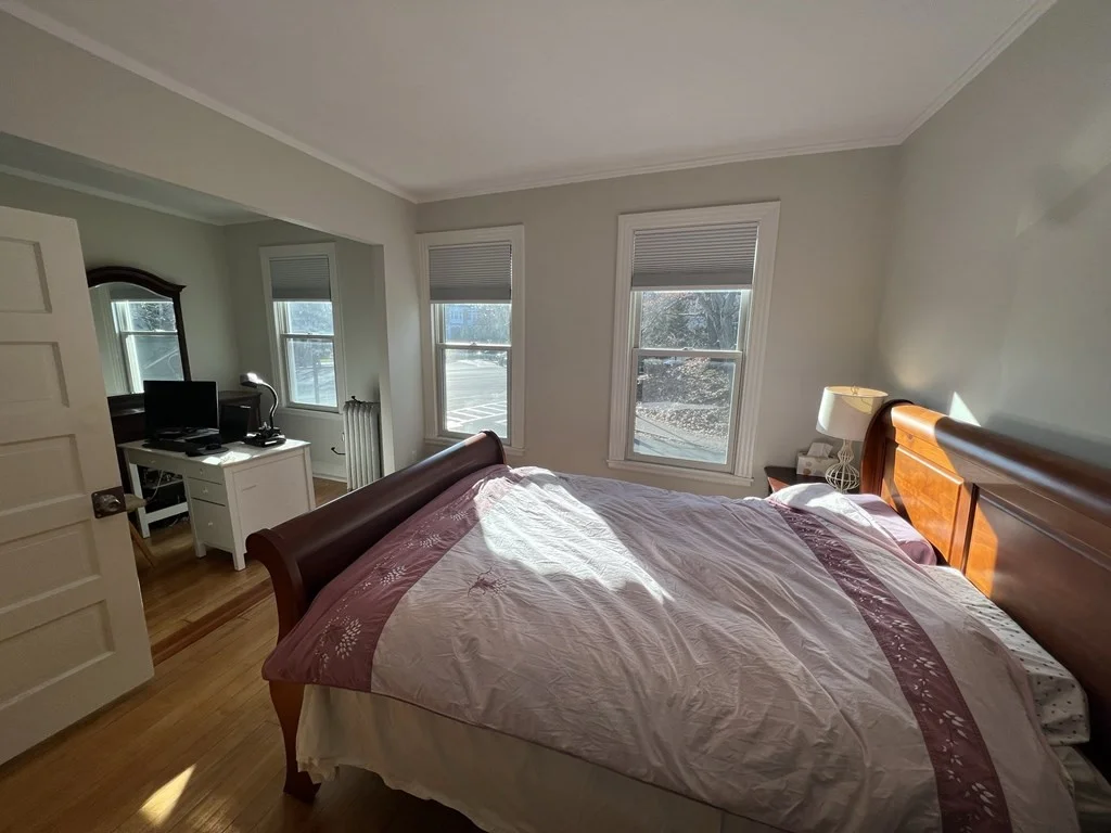 5 bed, 2 bath apartment for rent at 1 Wallingford Rd, Brighton — photo 9 of 12
