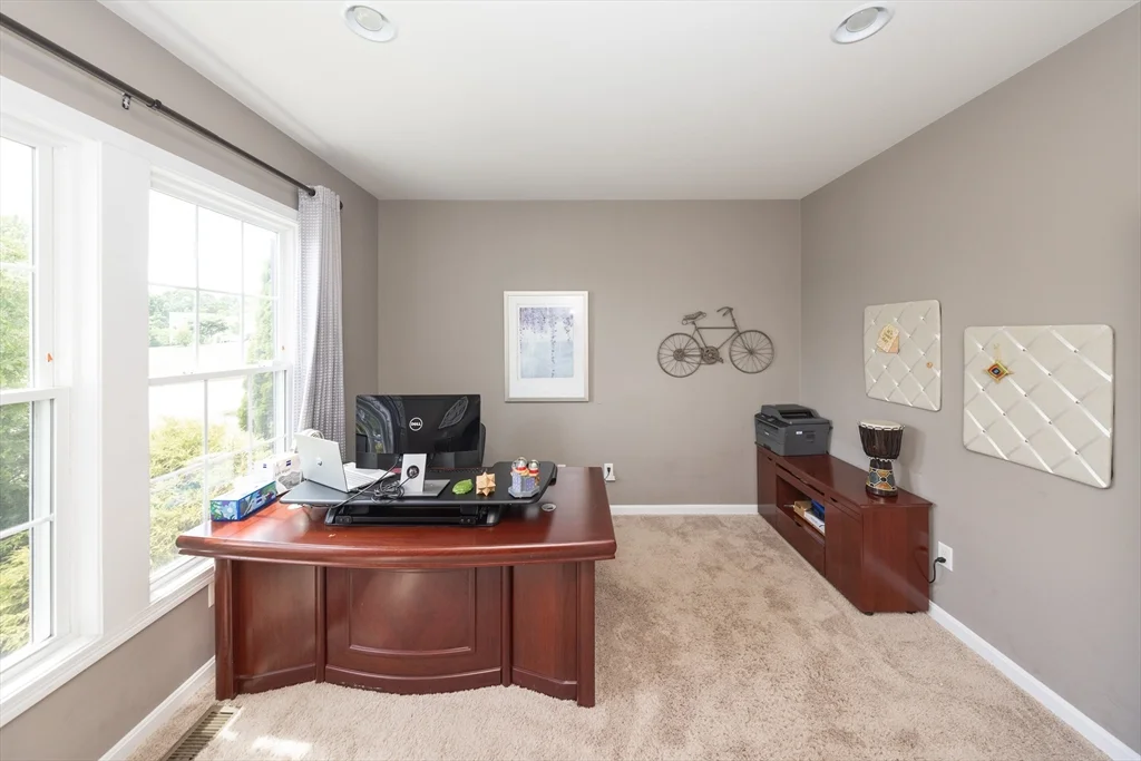 4 bed, 3 bath apartment for rent at 1 Warmstone Way Unit 1, Hopkinton — photo 41 of 42