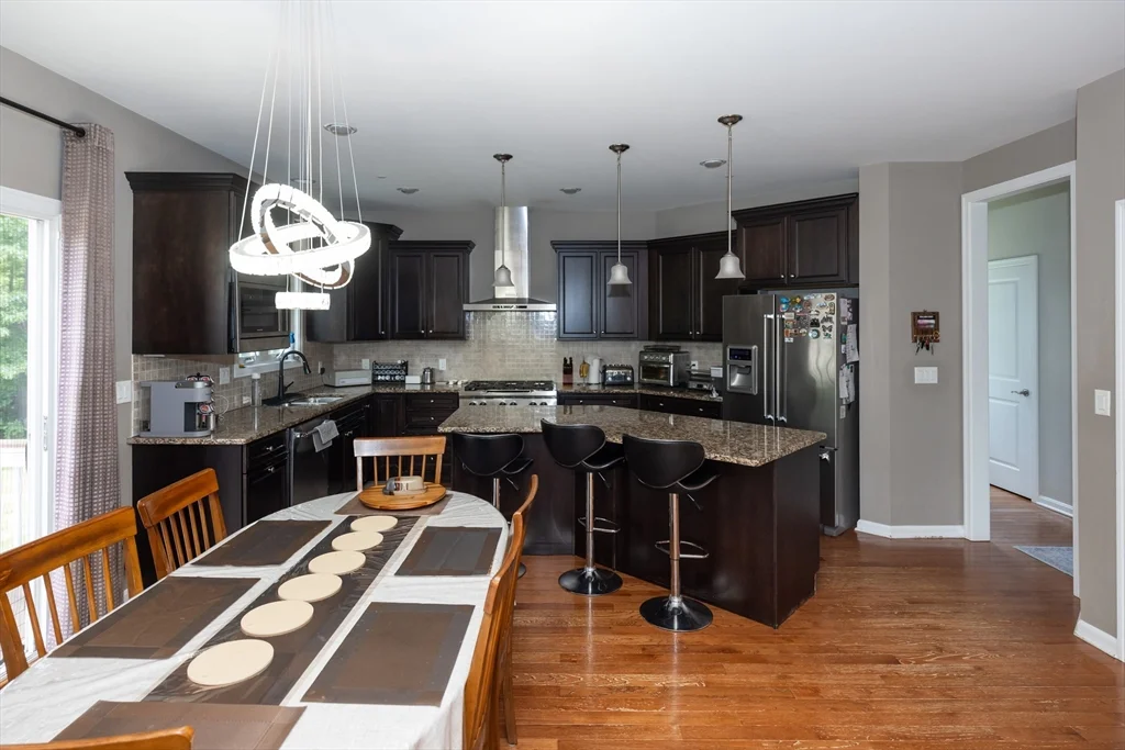4 bed, 3 bath apartment for rent at 1 Warmstone Way Unit 1, Hopkinton — photo 10 of 42