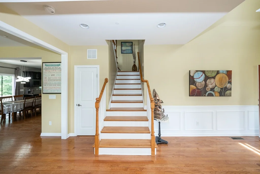 4 bed, 3 bath apartment for rent at 1 Warmstone Way Unit 1, Hopkinton — photo 42 of 42
