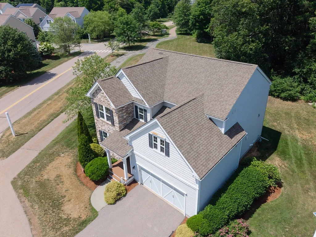4 bed, 3 bath apartment for rent at 1 Warmstone Way Unit 1, Hopkinton — photo 2 of 42