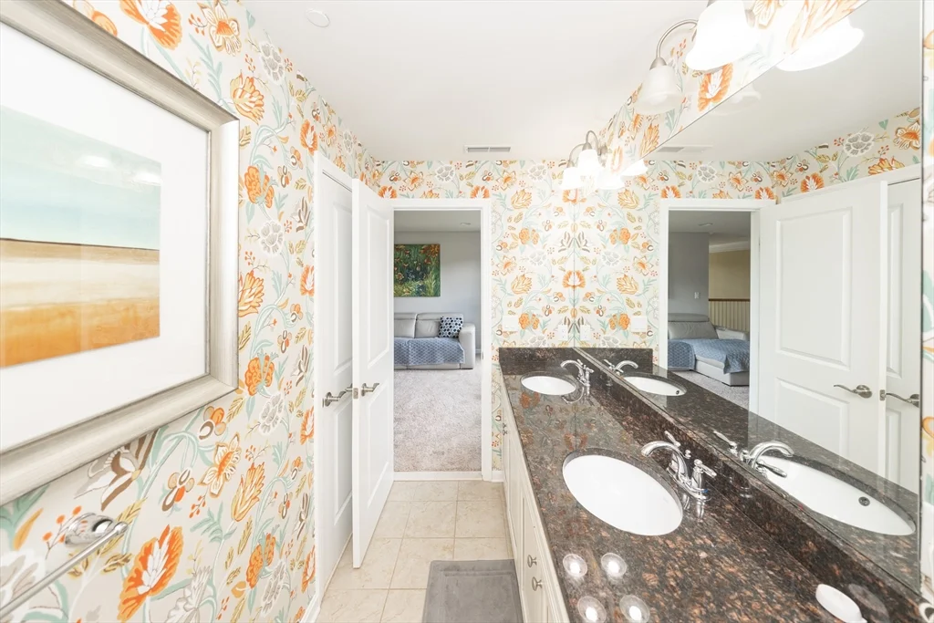 4 bed, 3 bath apartment for rent at 1 Warmstone Way Unit 1, Hopkinton — photo 34 of 42