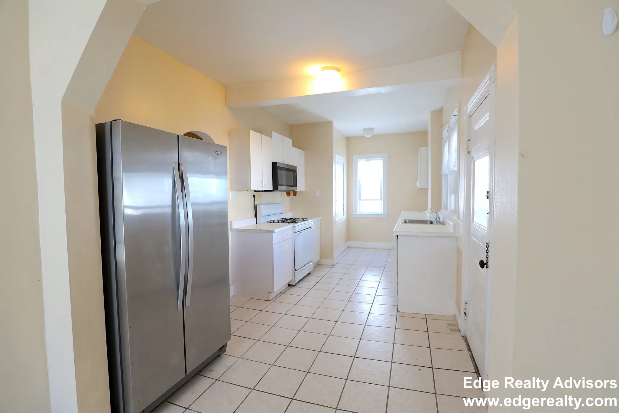 4 bed, 2 bath apartment for rent at 1 Washburn Ter Unit 3, Harvard Avenue