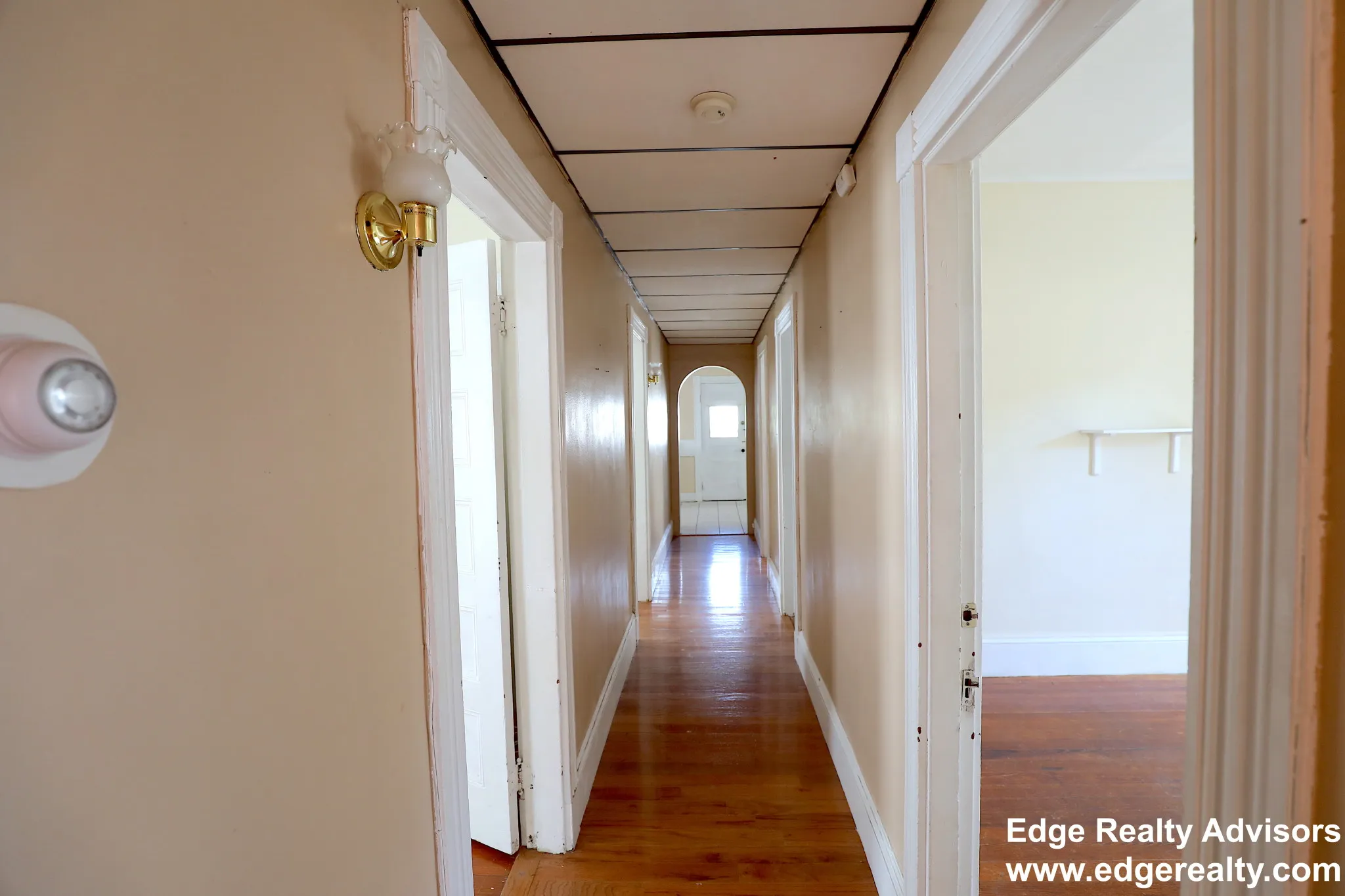 4 bed, 2 bath apartment for rent at 1 Washburn Ter Unit 3, Harvard Avenue — photo 7 of 9