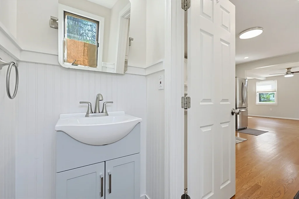 2 bed, 1 bath apartment for rent at 1 West Belcher Unit B, Foxboro — photo 20 of 33