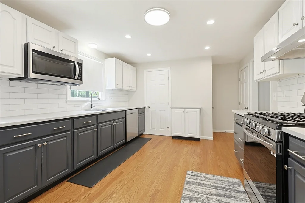 2 bed, 1 bath apartment for rent at 1 West Belcher Unit B, Foxboro — photo 14 of 33