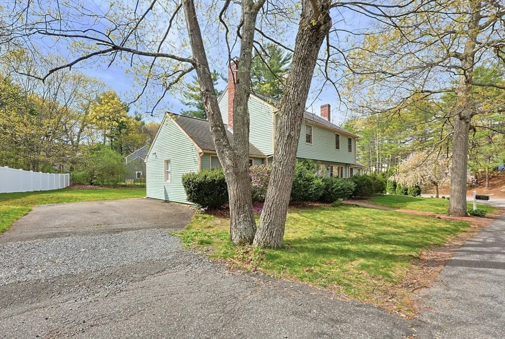 2 bed, 1 bath apartment for rent at 1 West Belcher Unit B, Foxboro — photo 5 of 33
