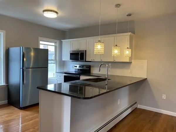 3 bed, 2 bath apartment for rent at 1 Westford Pl Unit 2, Allston — photo 2 of 13