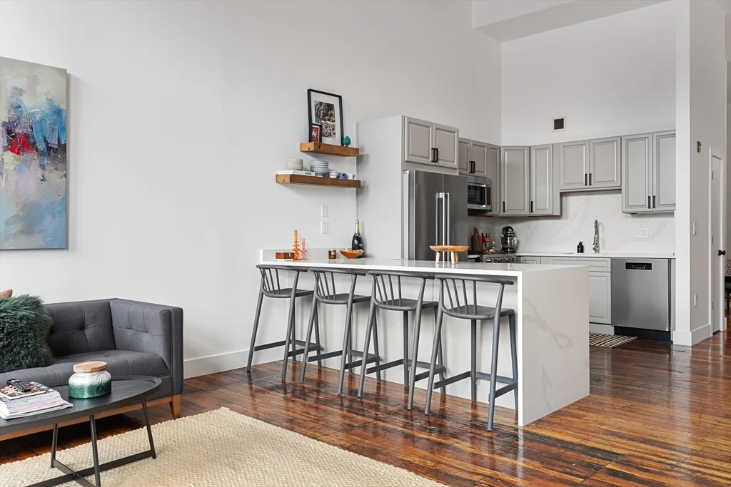 1 bed, 1 bath apartment for rent at 1 Westinghouse Plaza Unit 220, Hyde Park — photo 15 of 32