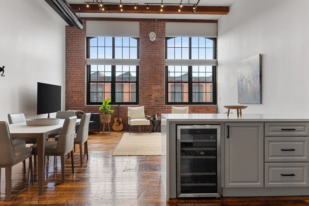 1 bed, 1 bath apartment for rent at 1 Westinghouse Plaza Unit 220A, Readville — photo 8 of 32