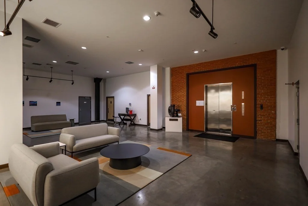 1 bed, 1 bath apartment for rent at 1 Westinghouse Plaza Unit C321, Hyde Park — photo 14 of 27