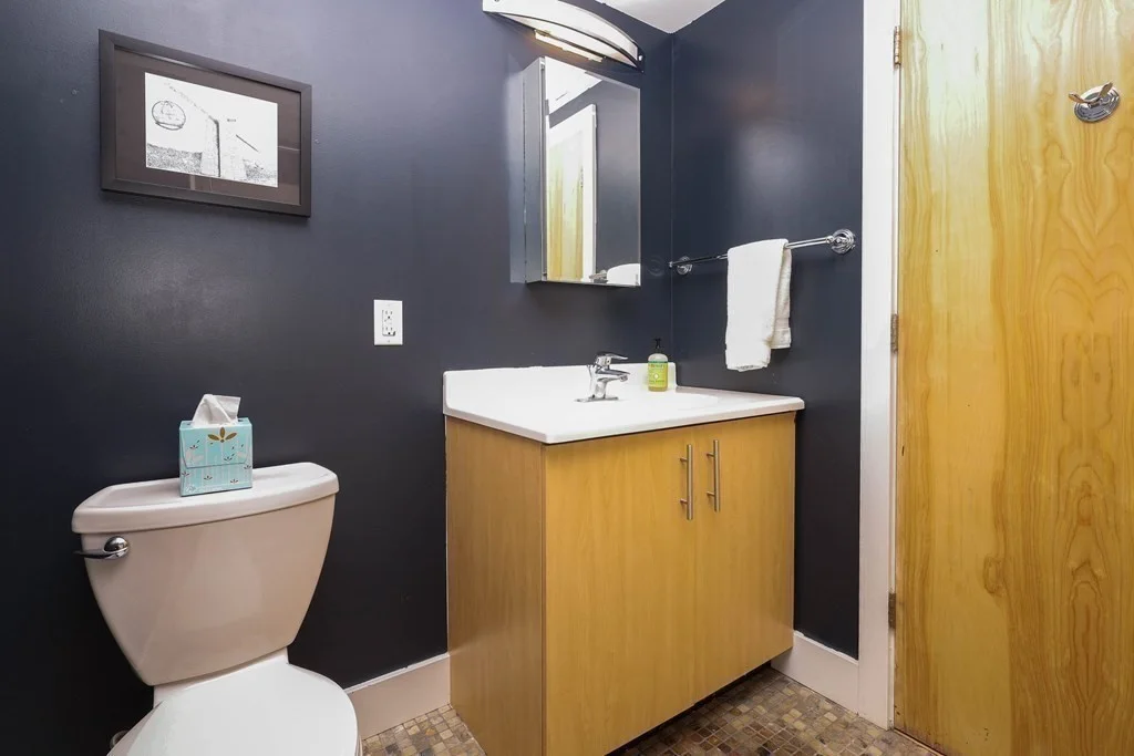 1 bed, 1 bath apartment for rent at 1 Westinghouse Plaza Unit C321, Hyde Park — photo 8 of 27
