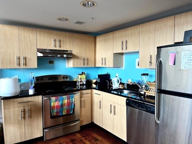 1 bed, 1 bath apartment for rent at 1 Westinghouse Plz Unit C-311, Hyde Park — photo 4 of 16