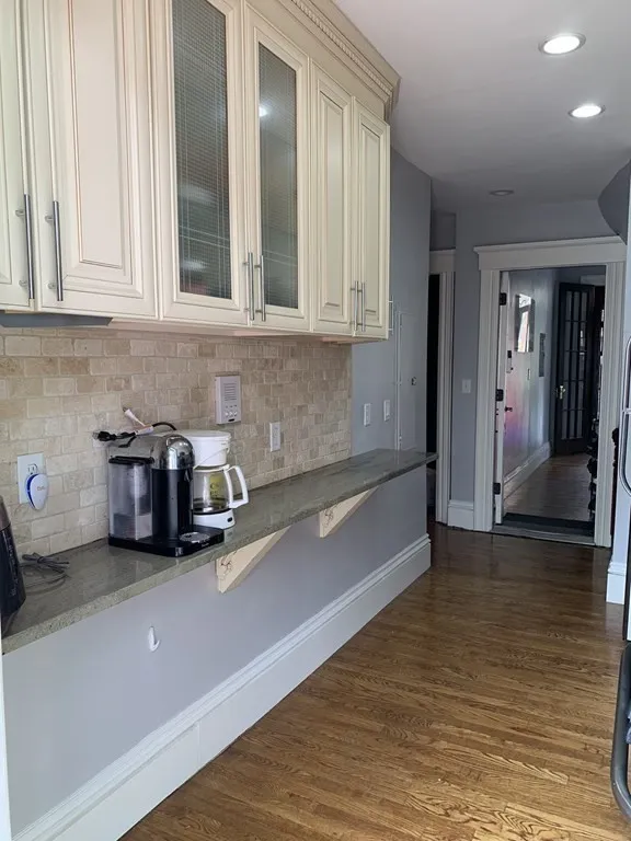 4 bed, 2 bath apartment for rent at 1 Wigglesworth St Unit 1, Mission Hill — photo 5 of 39