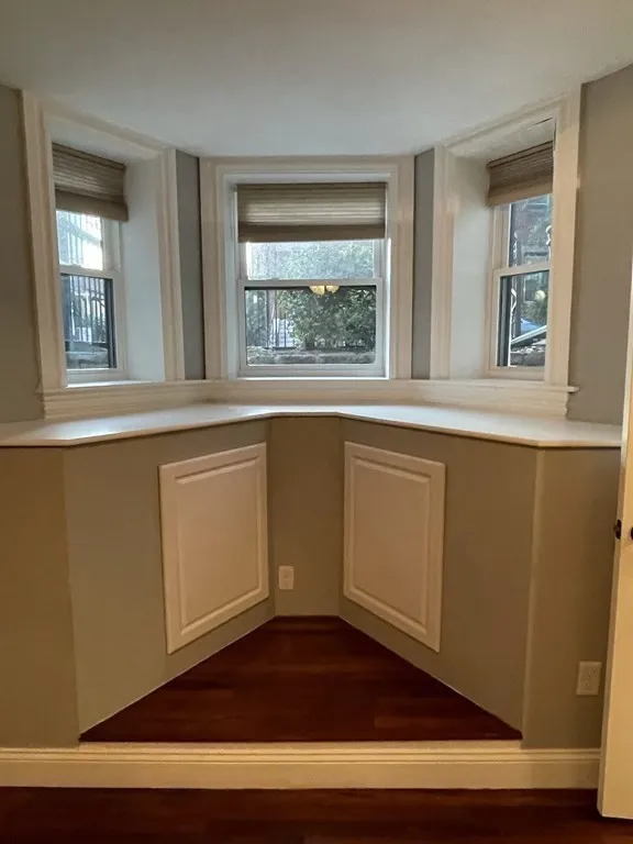 4 bed, 2 bath apartment for rent at 1 Wigglesworth St Unit 1, Mission Hill — photo 12 of 39