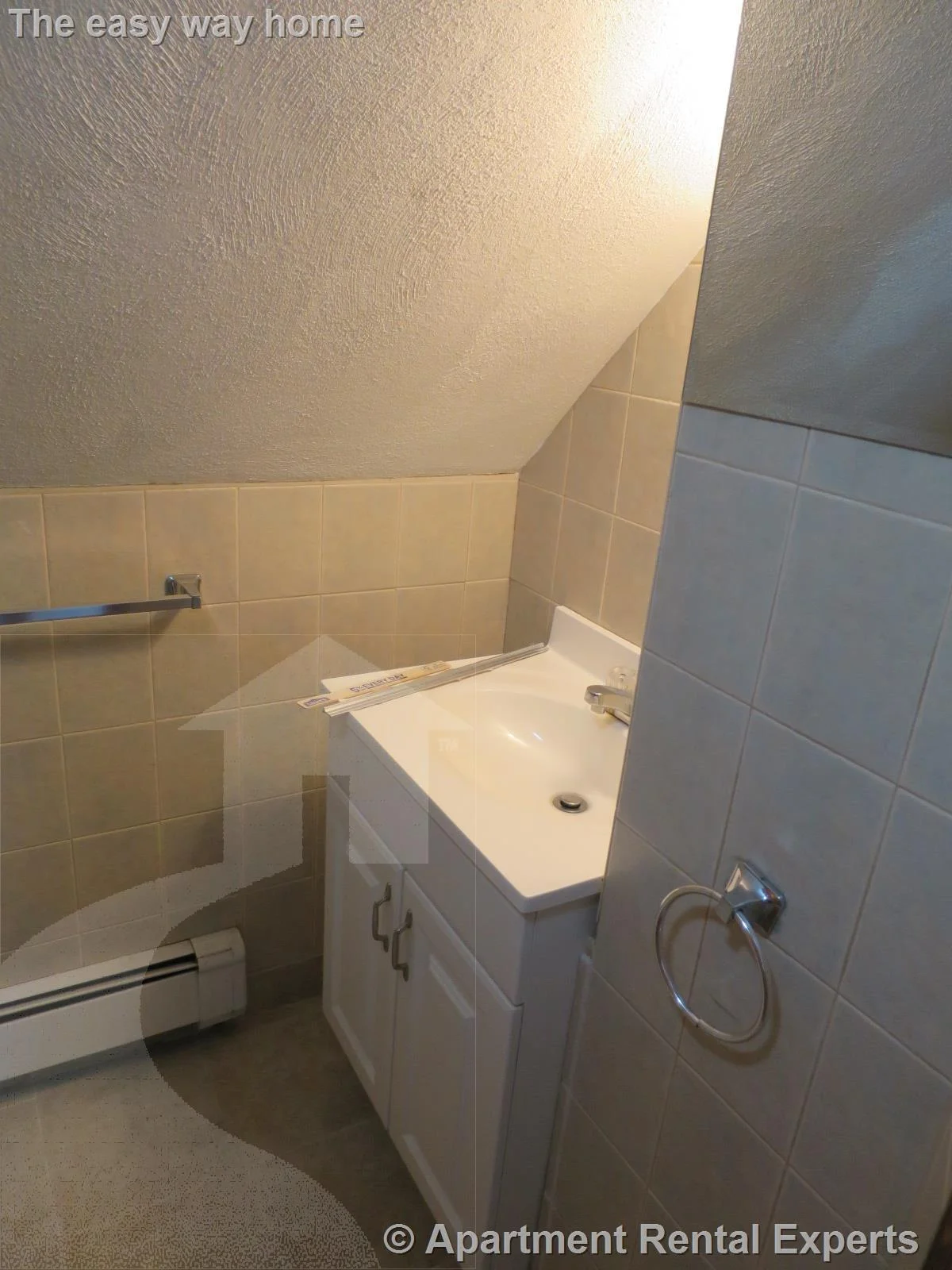 4 bed, 2 bath apartment for rent at 1 Winchester Pl Unit 2, Tufts — photo 17 of 20