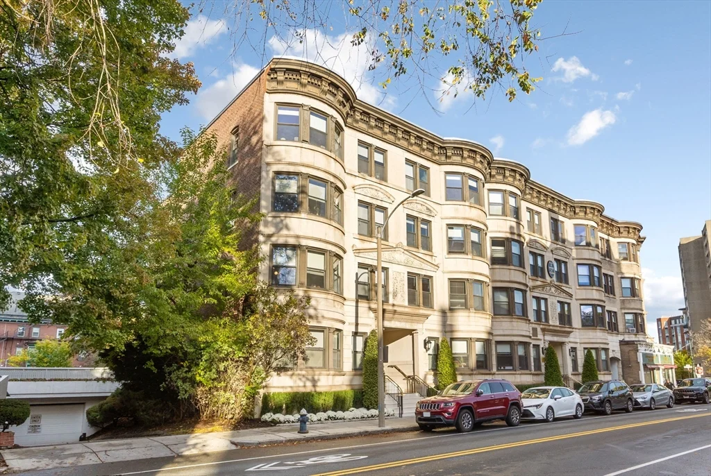 3 bed, 1 bath apartment for rent at 1 Winchester St Unit 401, Coolidge Corner — photo 11 of 11