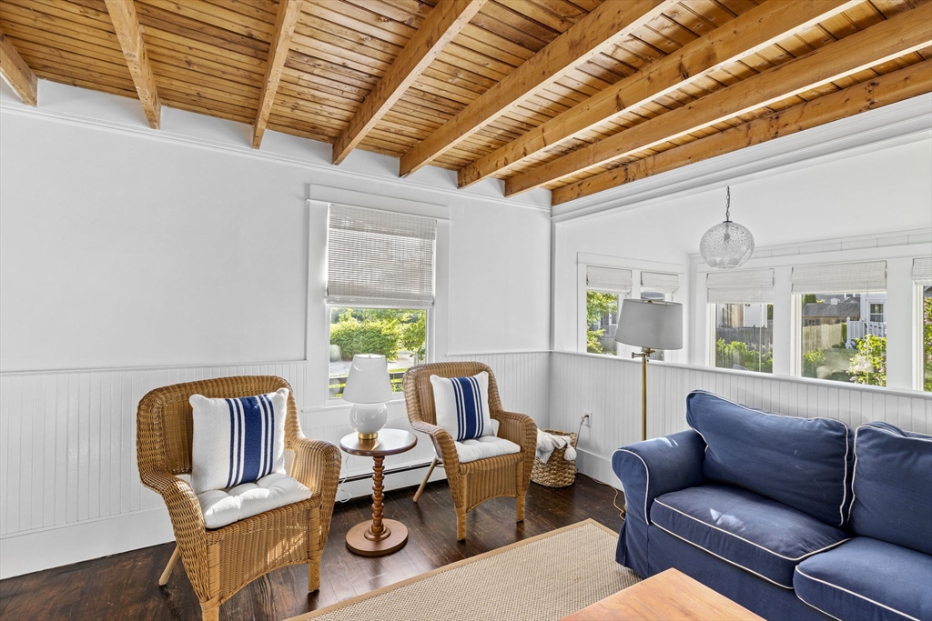 3 bed, 1 bath apartment for rent at 1 Winslow Ave, Scituate — photo 21 of 23