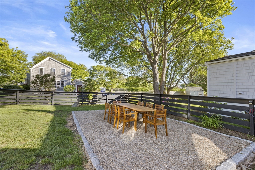3 bed, 1 bath apartment for rent at 1 Winslow Ave, Scituate — photo 22 of 23