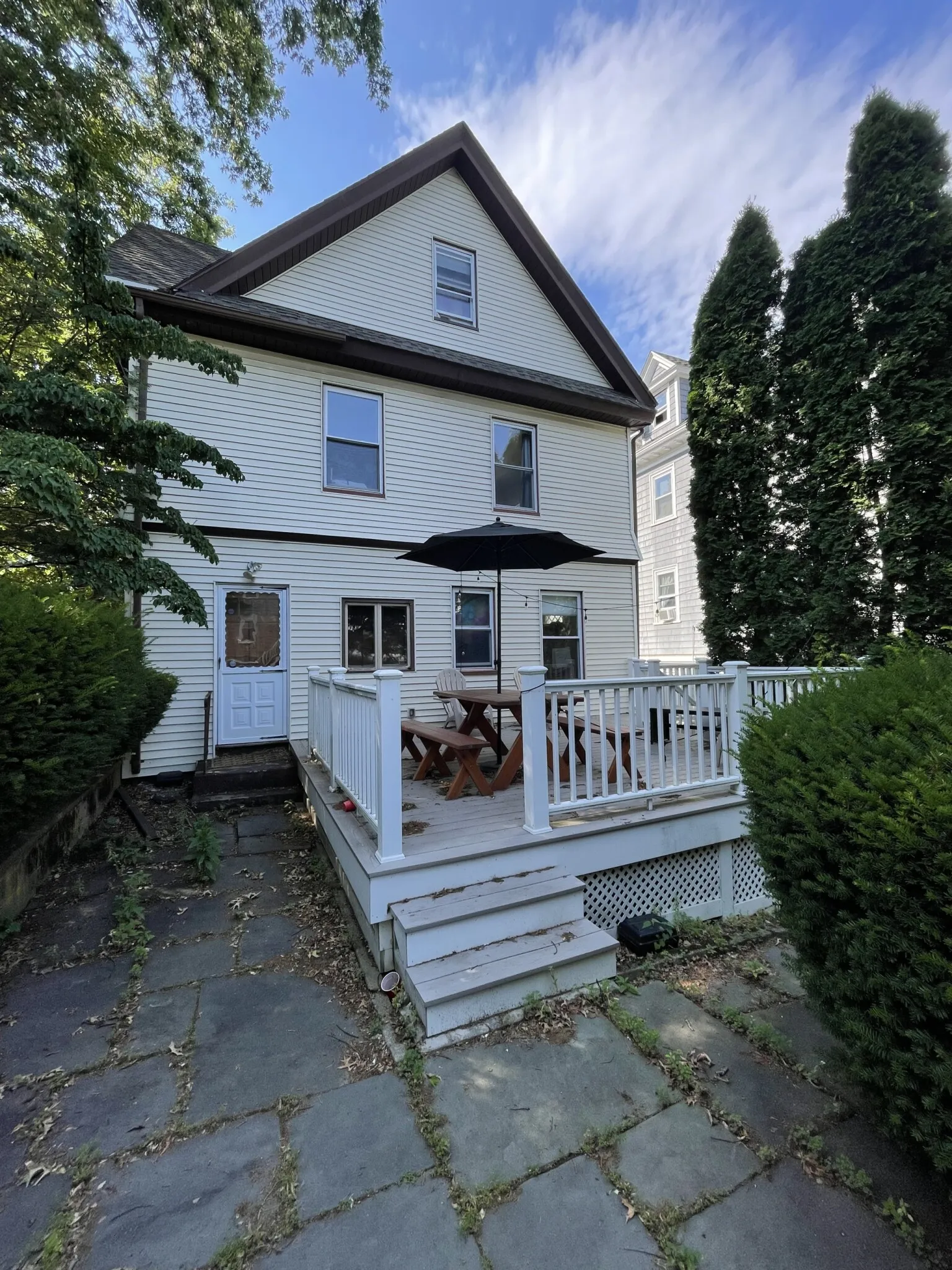 6 bed, 2.5 bath apartment for rent at 1 Woodstock Ave Unit 1, Brighton — photo 31 of 40