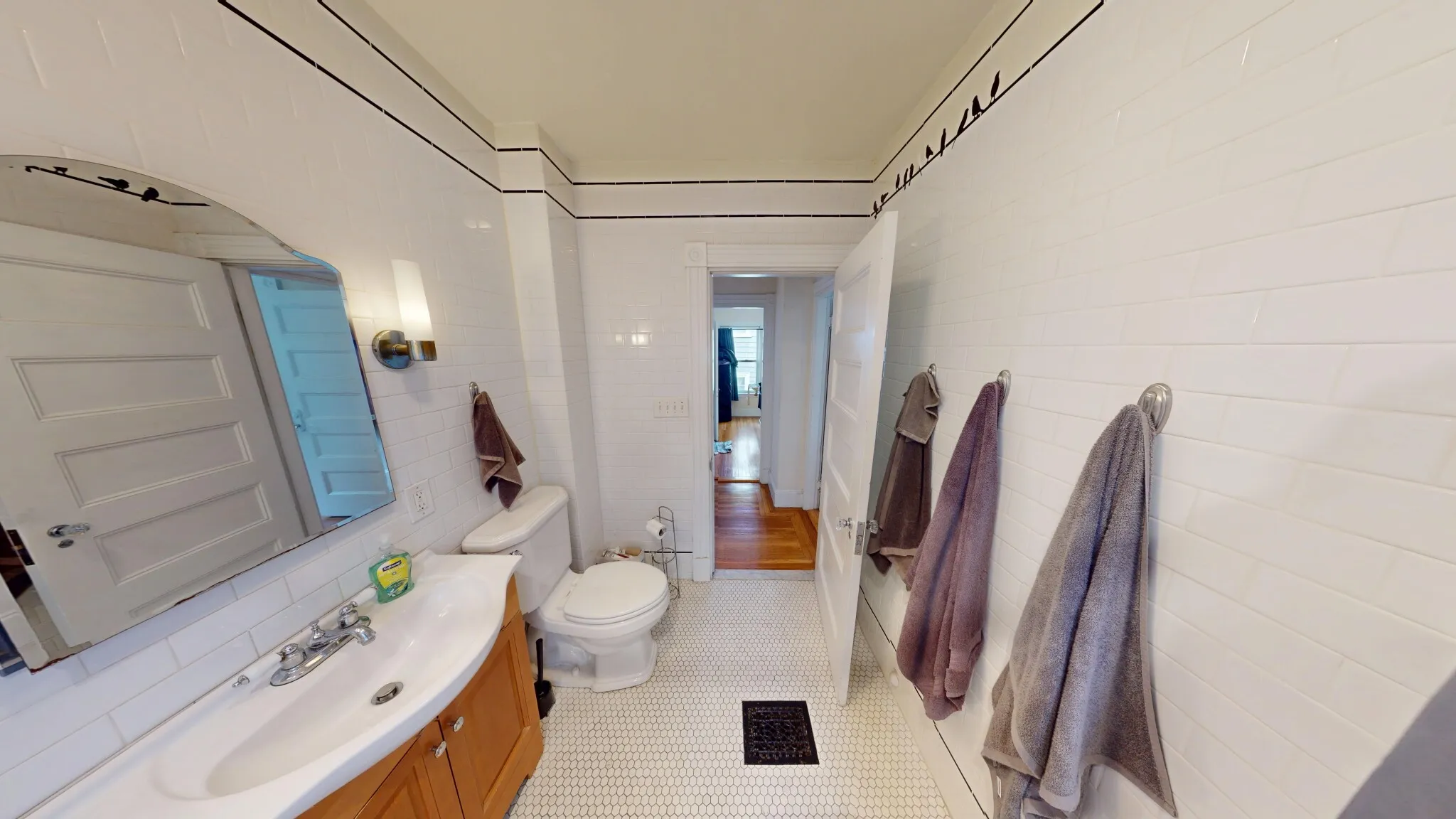 6 bed, 2.5 bath apartment for rent at 1 Woodstock Ave Unit 1, Brighton — photo 14 of 40