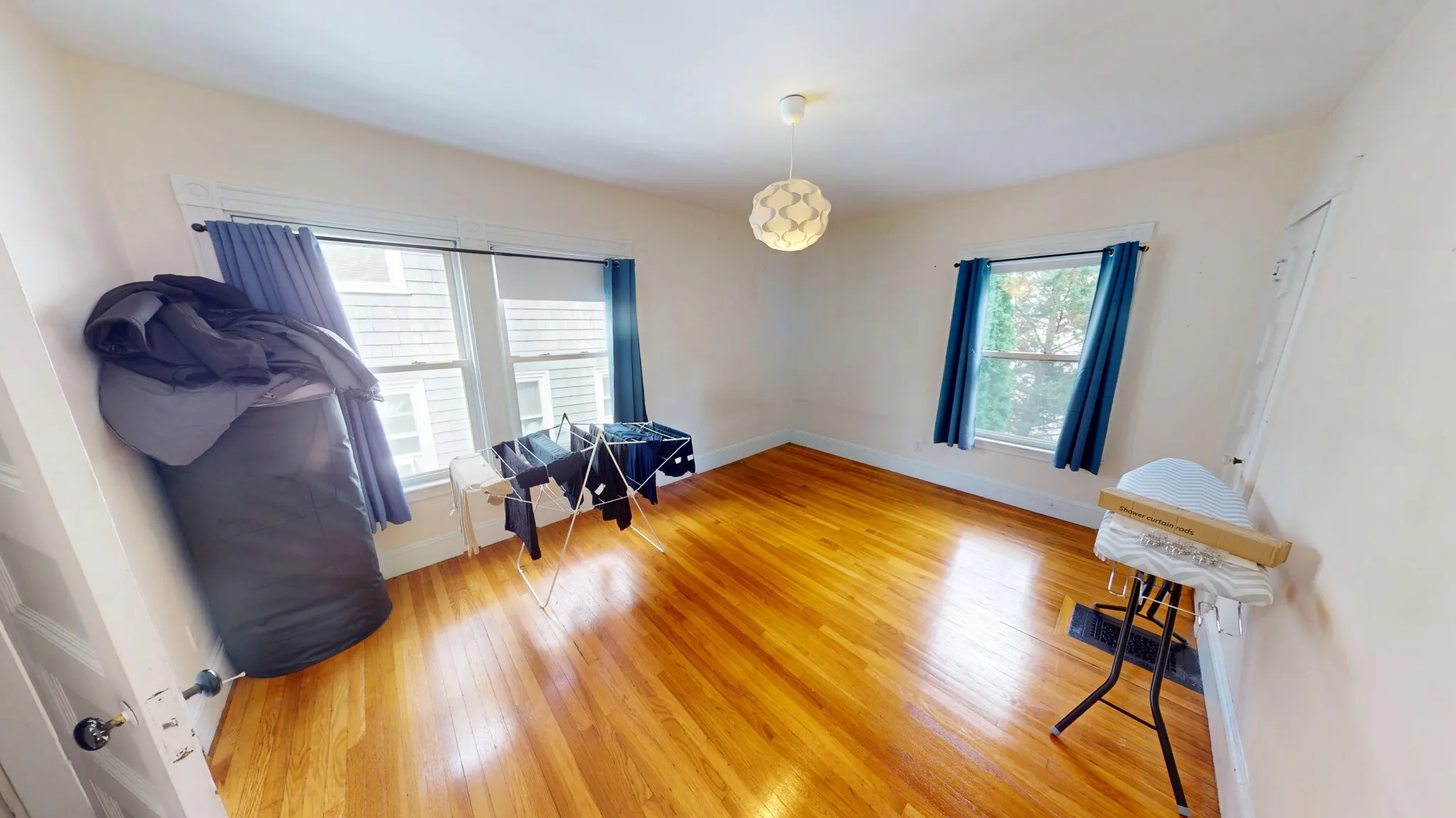 6 bed, 2.5 bath apartment for rent at 1 Woodstock Ave Unit 2, Brighton — photo 5 of 34