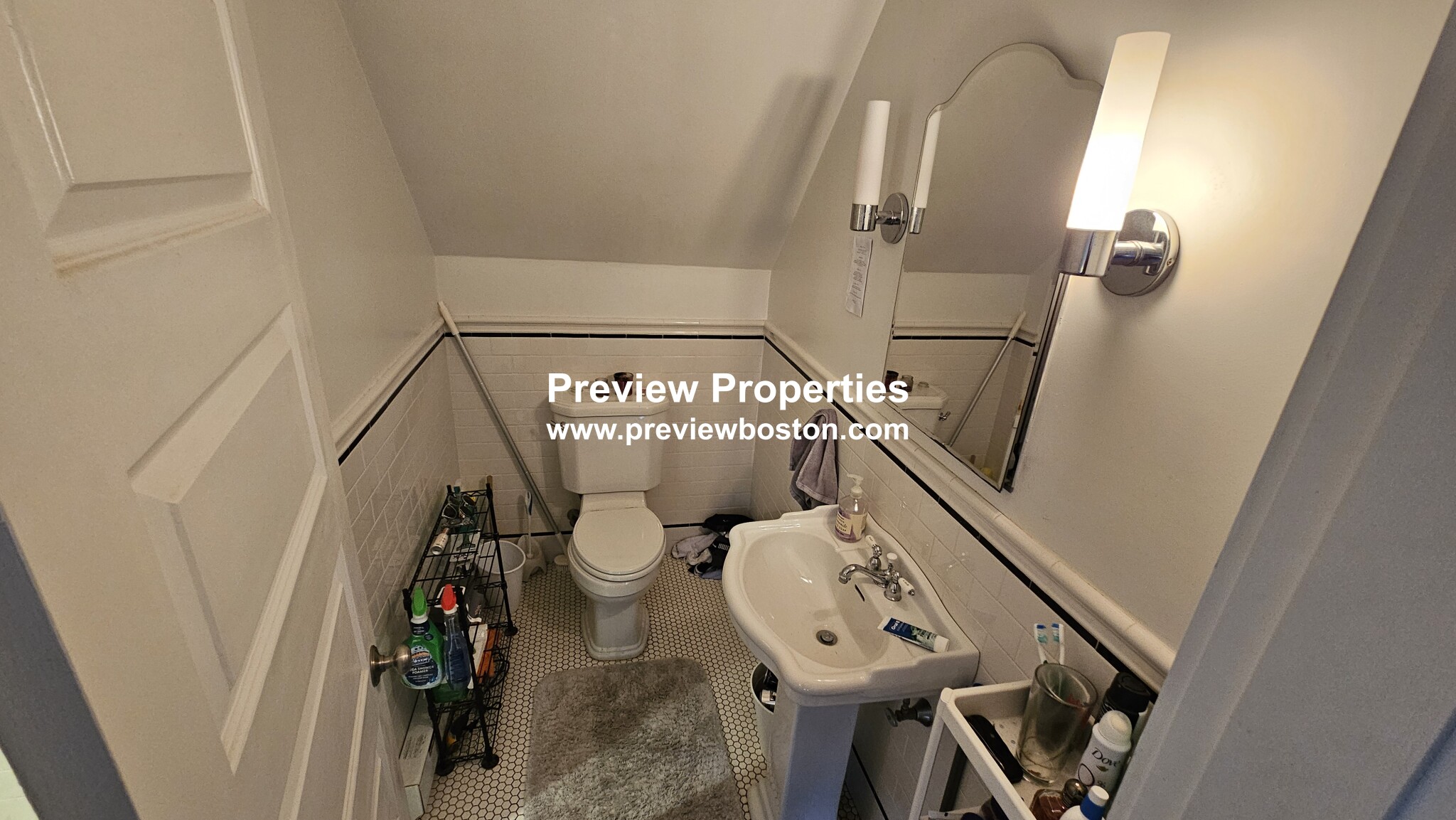 6 bed, 2.5 bath apartment for rent at 1 Woodstock Ave Unit P, Brighton — photo 7 of 21