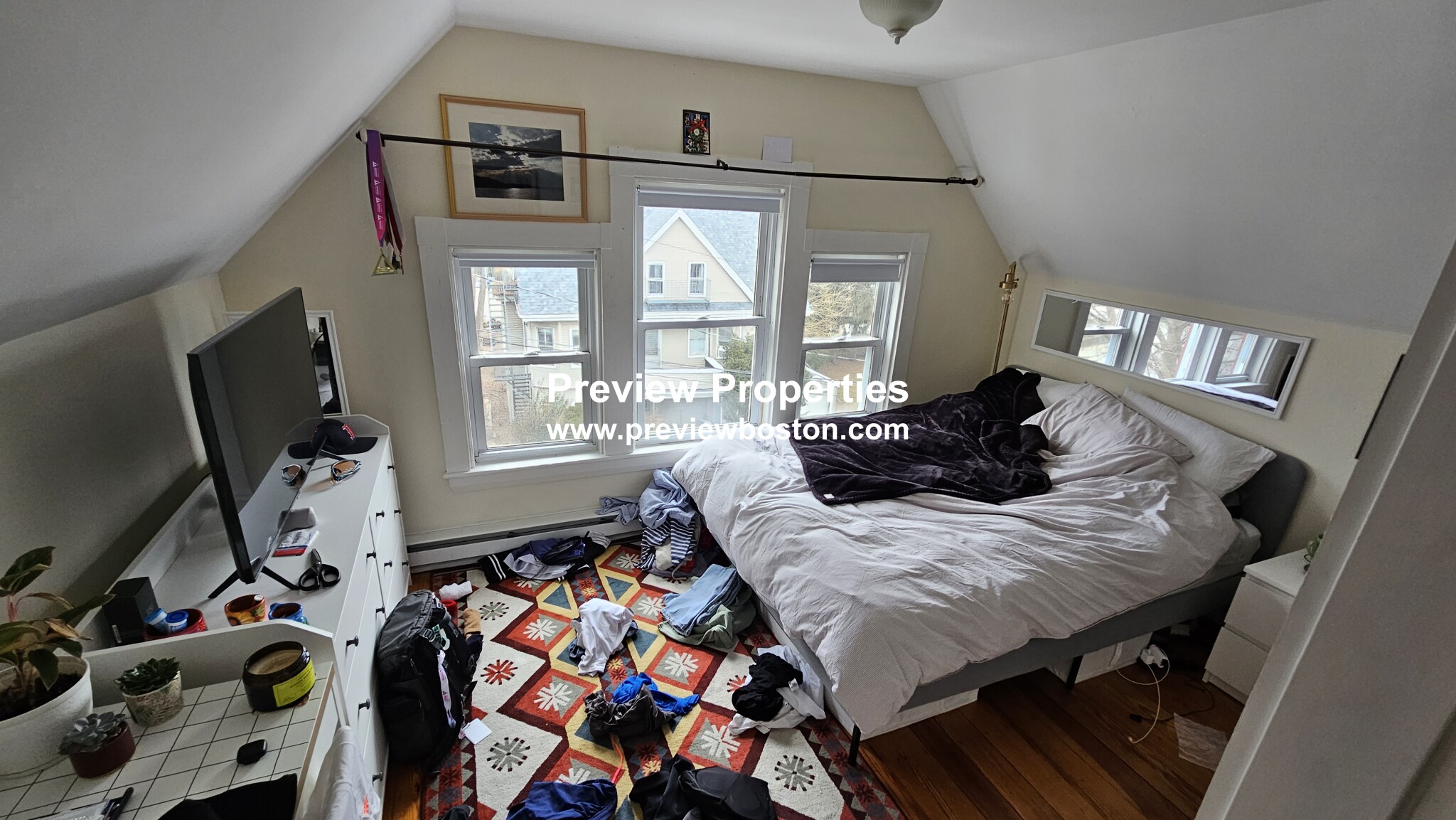 6 bed, 2.5 bath apartment for rent at 1 Woodstock Ave Unit P, Brighton — photo 5 of 21