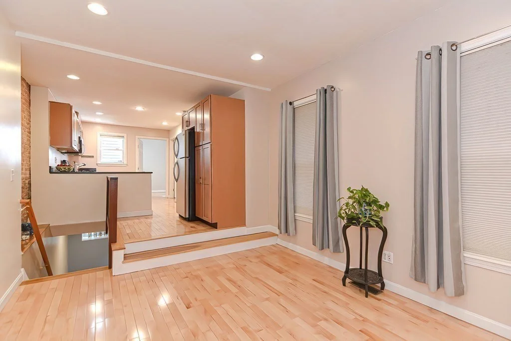 2 bed, 2 bath apartment for rent at 10 1/2 Hancock St Unit 4, Charlestown