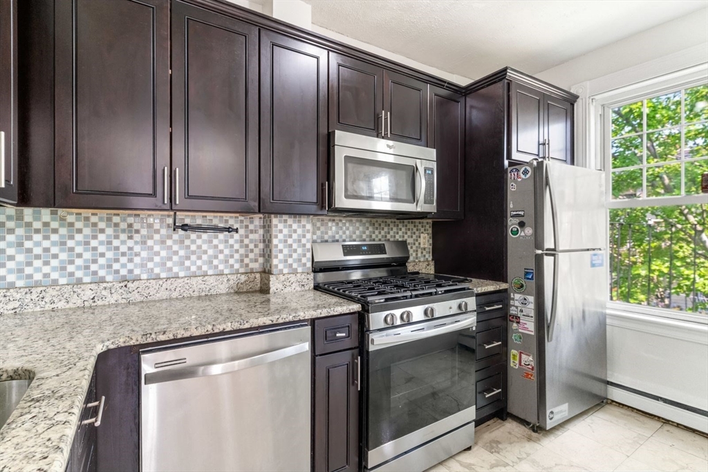 2 bed, 1 bath apartment for rent at 10-12 Bolster St Unit 3, Jamaica Plain — photo 2 of 17