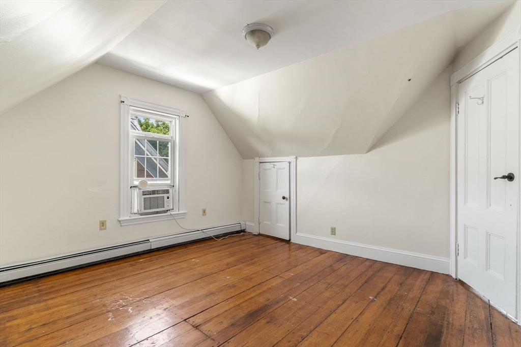 2 bed, 1 bath apartment for rent at 10-12 Bolster St Unit 3, Jamaica Plain — photo 12 of 17
