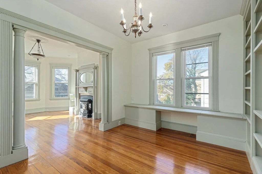 4 bed, 1 bath apartment for rent at 10-12 Castlerock Unit 2, Dorchester — photo 4 of 22