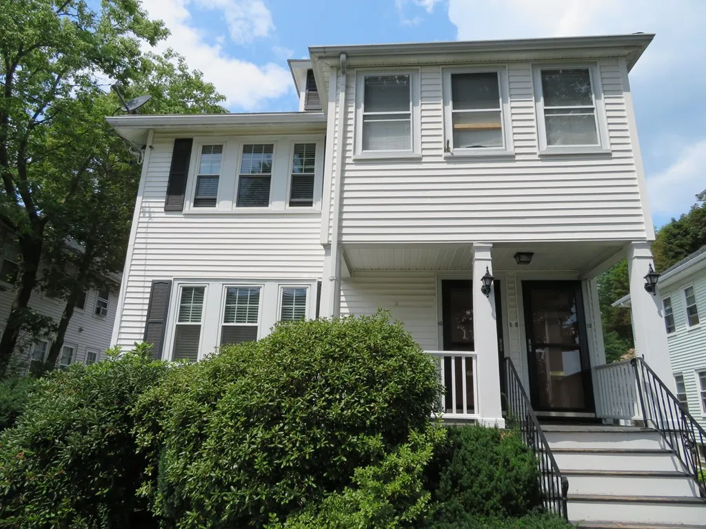 2 bed, 1 bath apartment for rent at 10-12 Fairlawn Rd Unit 1, Blue Hills — photo 11 of 12
