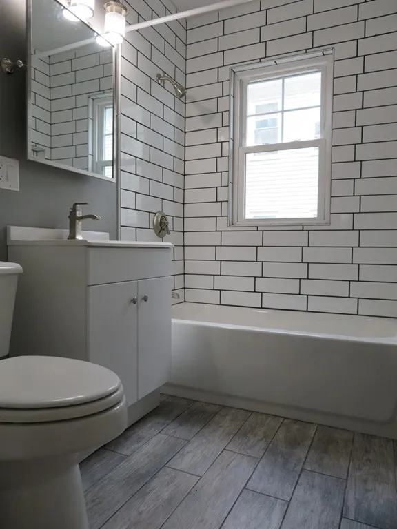 2 bed, 1 bath apartment for rent at 10-12 Fairlawn Rd Unit 1, Blue Hills — photo 4 of 12