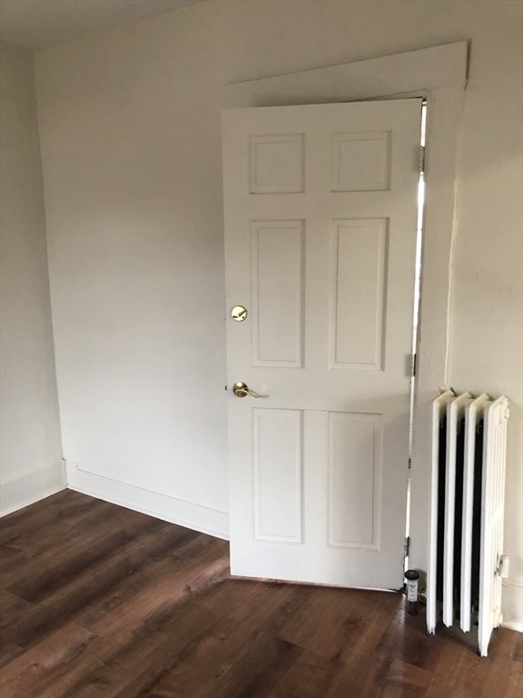 Studio bed, 1 bath apartment for rent at 10-12 Maple St Unit 10, Waltham — photo 5 of 11