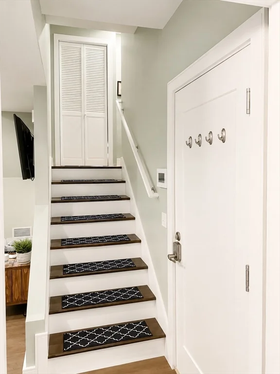 1 bed, 1 bath apartment for rent at 10-12 Tafthill Park Unit 5, Roslindale — photo 14 of 18