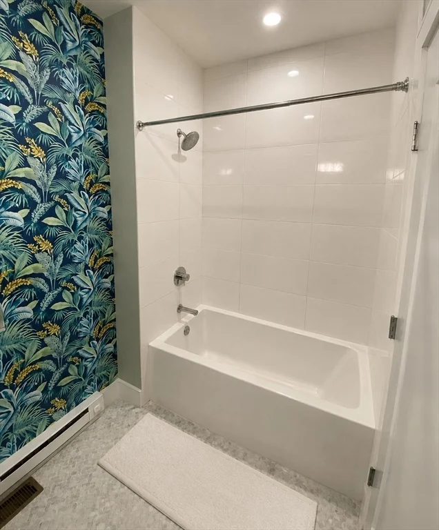 1 bed, 1 bath apartment for rent at 10-12 Tafthill Park Unit 5, Roslindale — photo 11 of 18