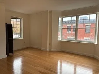 2 bed, 2 bath apartment for rent at 10-12 Vernon Unit 306, Brookline Village — photo 5 of 7
