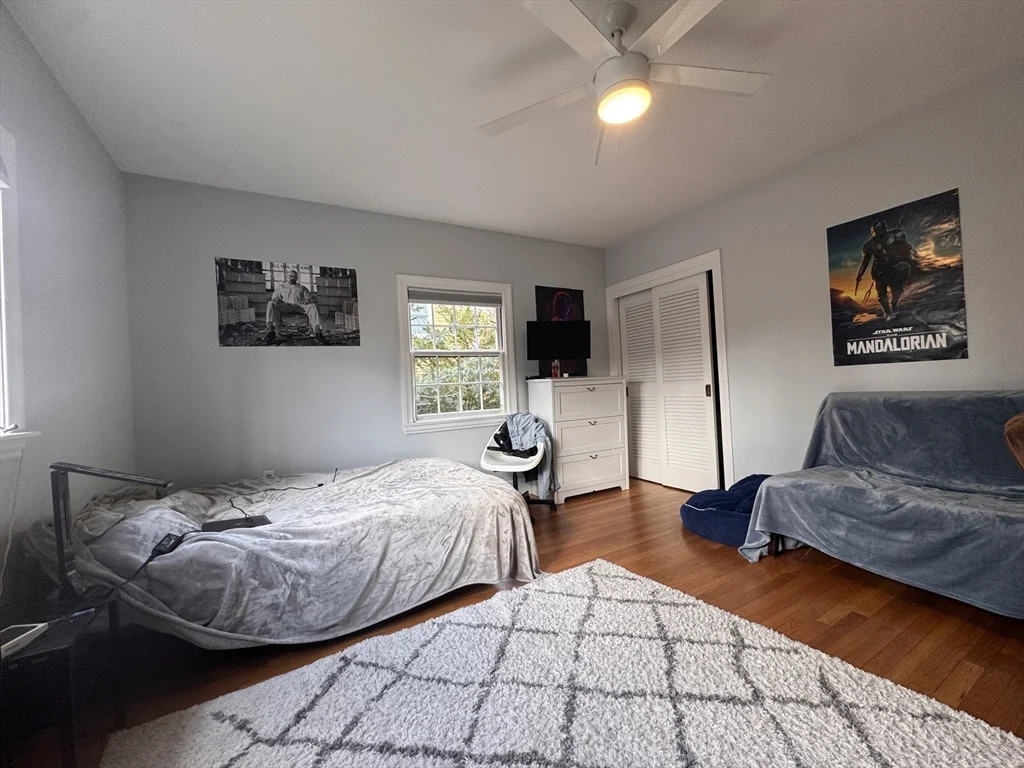 4 bed, 2 bath apartment for rent at 10-12 Webster St Unit 1, Winchester — photo 8 of 31