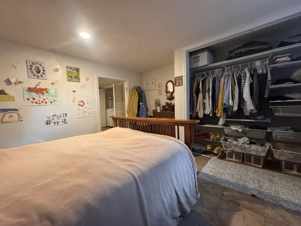 4 bed, 2 bath apartment for rent at 10-12 Webster St Unit 1, Winchester — photo 20 of 31