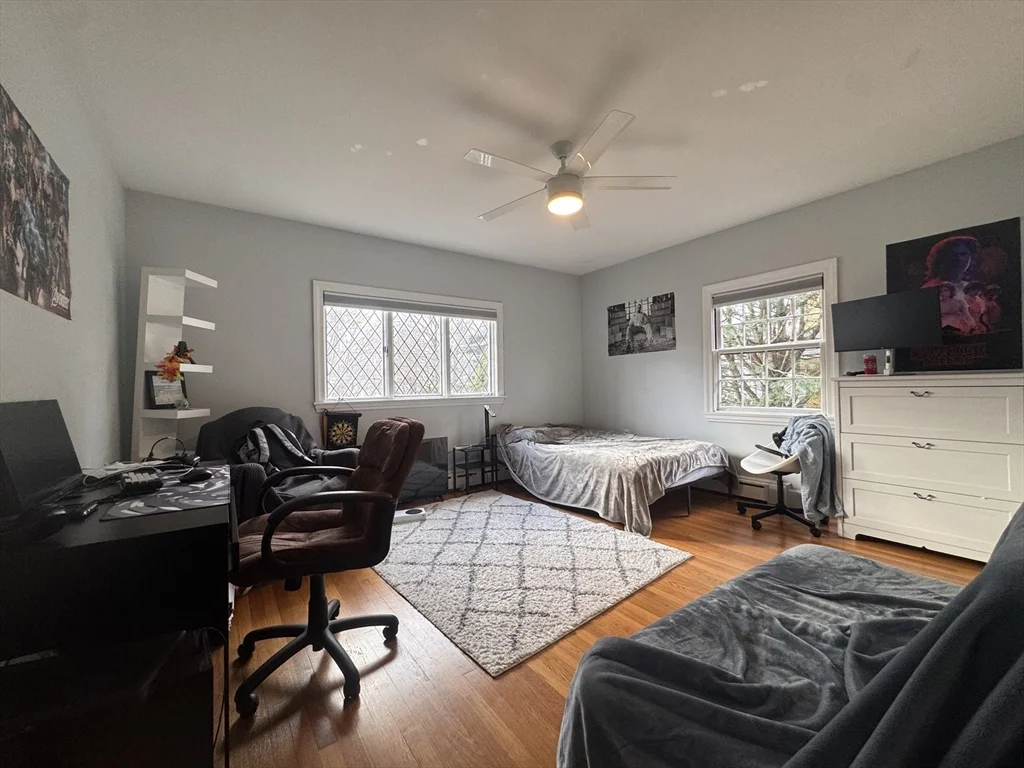 4 bed, 2 bath apartment for rent at 10-12 Webster St Unit 1, Winchester — photo 7 of 31