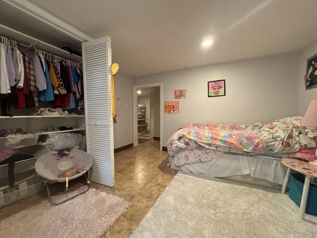 4 bed, 2 bath apartment for rent at 10-12 Webster St Unit 1, Winchester — photo 23 of 31