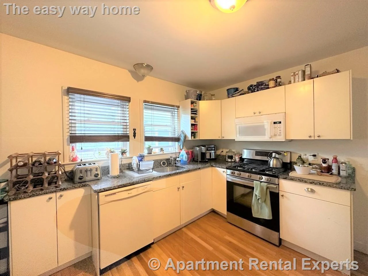2 bed, 1 bath apartment for rent at 10-12 Wheeler St Unit 2, Sullivan Square — photo 2 of 14