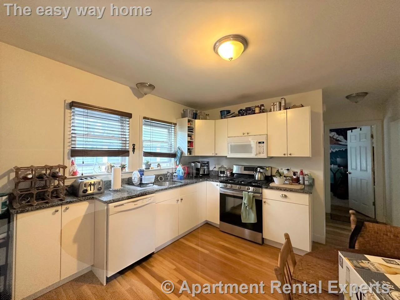 2 bed, 1 bath apartment for rent at 10-12 Wheeler St Unit 2, Sullivan Square — photo 3 of 14