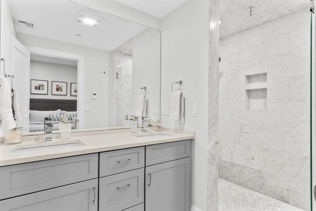 2 bed, 2 bath apartment for rent at 10-14 Sydney St Unit 3, Dorchester — photo 10 of 16