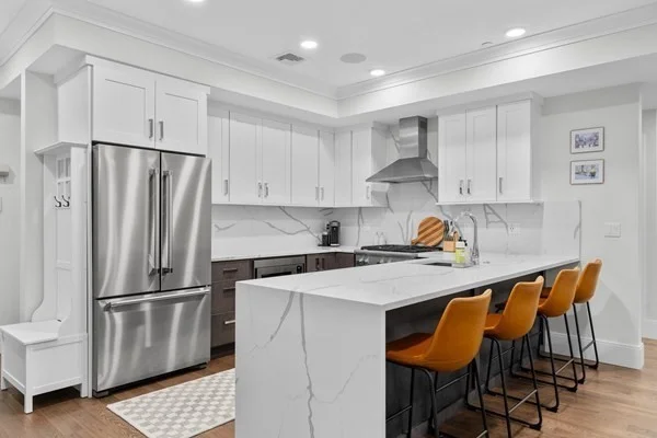 2 bed, 2 bath apartment for rent at 10-14 Sydney St Unit 3, Dorchester