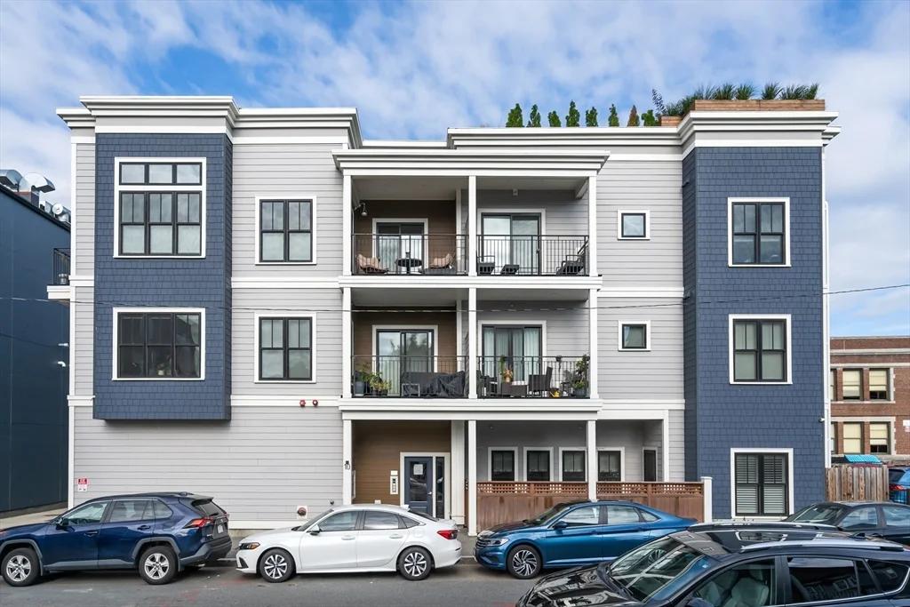 2 bed, 2 bath apartment for rent at 10-14 Sydney St Unit 3, Dorchester — photo 15 of 16