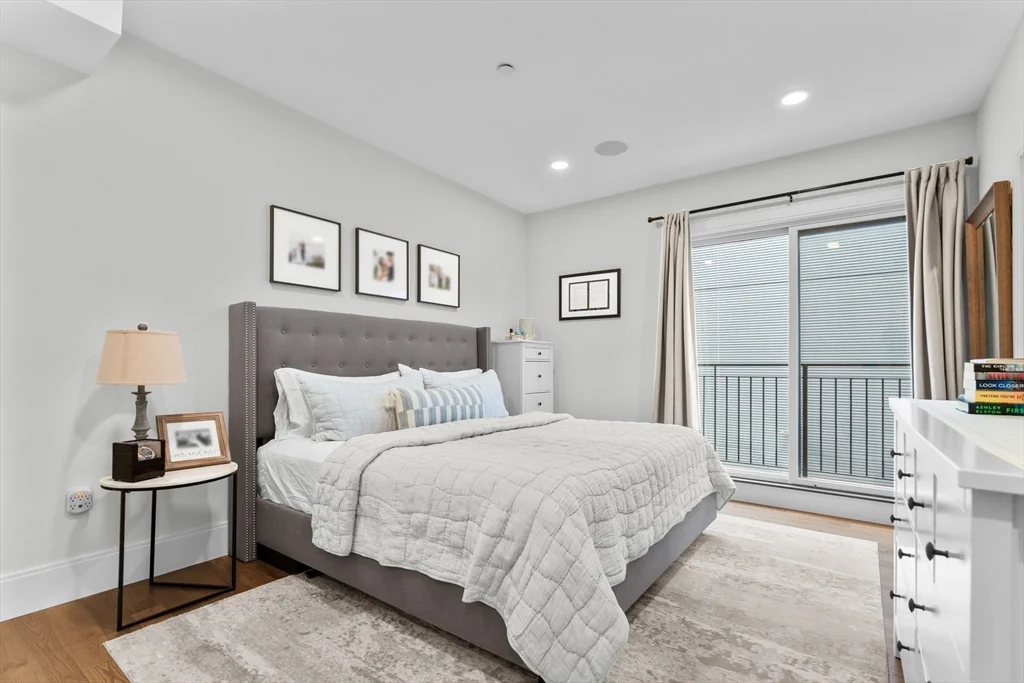 2 bed, 2 bath apartment for rent at 10-14 Sydney St Unit 3, Dorchester — photo 6 of 16