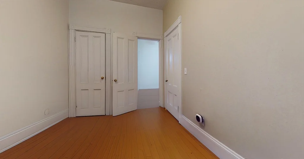 2 bed, 1 bath apartment for rent at 10-14 Union Park Unit 2, South End — photo 6 of 12